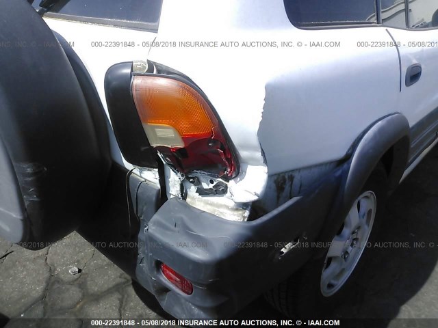 JT3GP10V4V0010487 - 1997 TOYOTA RAV4 WHITE photo 6