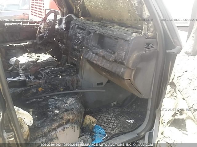 1J8HG48K26C244096 - 2006 JEEP COMMANDER 黑色 照片 5