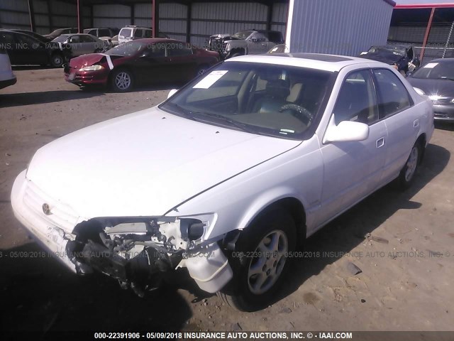 4T1BG28K7WU377458 - 1998 TOYOTA CAMRY CE/LE/XLE 白色 照片 2