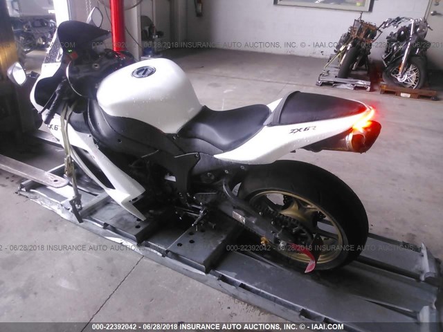 JKAZX4P107A014407 - 2007 KAWASAKI ZX600 P WHITE photo 3