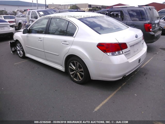 4S3BMCC66D3005352 - 2013 SUBARU LEGACY 2.5I PREMIUM WHITE photo 3