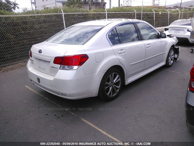 4S3BMCC66D3005352 - 2013 SUBARU LEGACY 2.5I PREMIUM WHITE photo 4