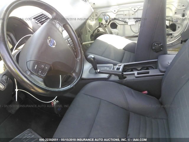 YV1MK672892147572 - 2009 VOLVO C30 T5 SILVER photo 5