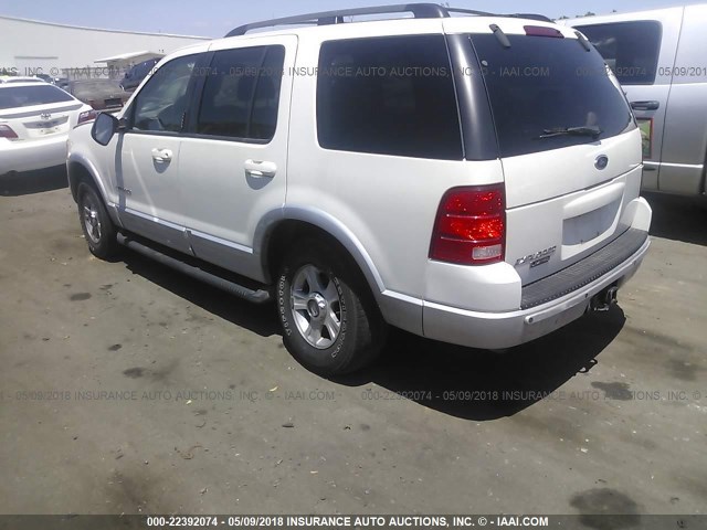 1FMDU75E42ZA65799 - 2002 FORD EXPLORER LIMITED WHITE photo 3