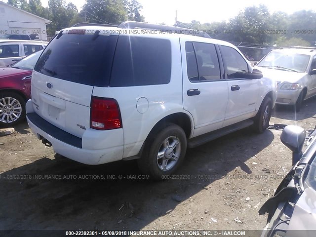 1FMZU63K65UB24765 - 2005 FORD EXPLORER XLT/XLT SPORT/NBX WHITE photo 4