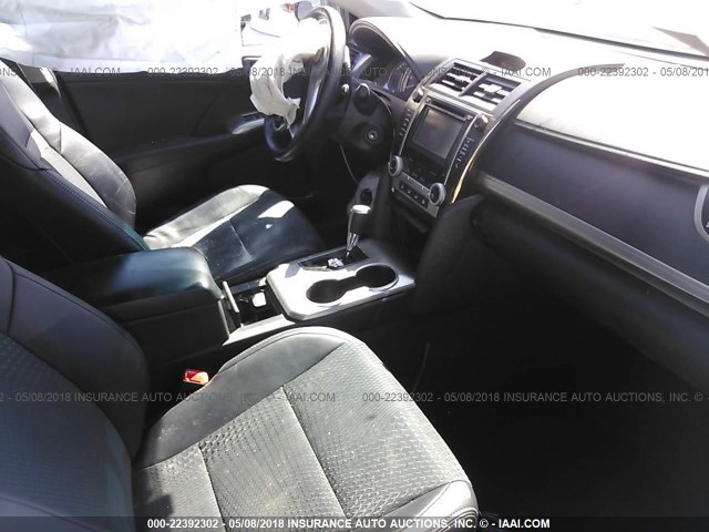 4T1BF1FK9EU442227 - 2014 TOYOTA CAMRY L/SE/LE/XLE 白色 照片 5