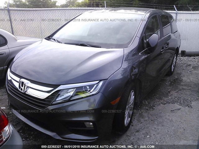 5FNRL6H26JB043686 - 2018 HONDA ODYSSEY LX GRAY photo 2