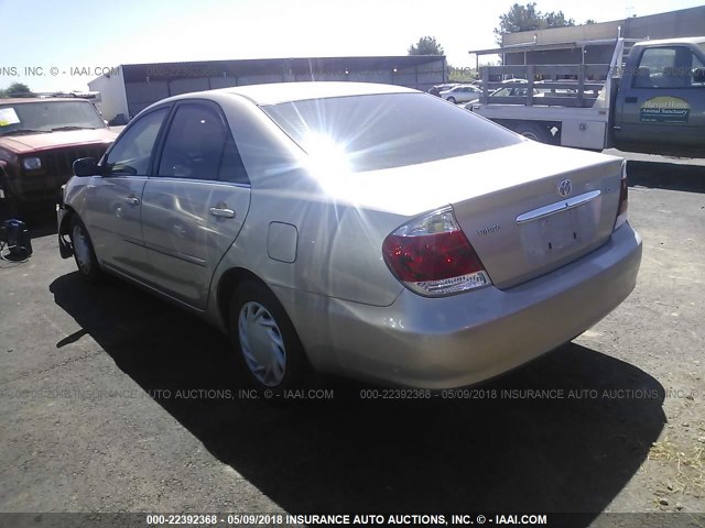 JTDBE32K153030446 - 2005 TOYOTA CAMRY LE/XLE/SE 金色 照片 3