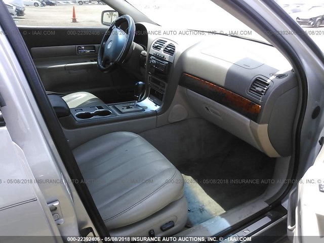 1LNHM87A54Y646531 - 2004 LINCOLN LS 灰色 照片 5