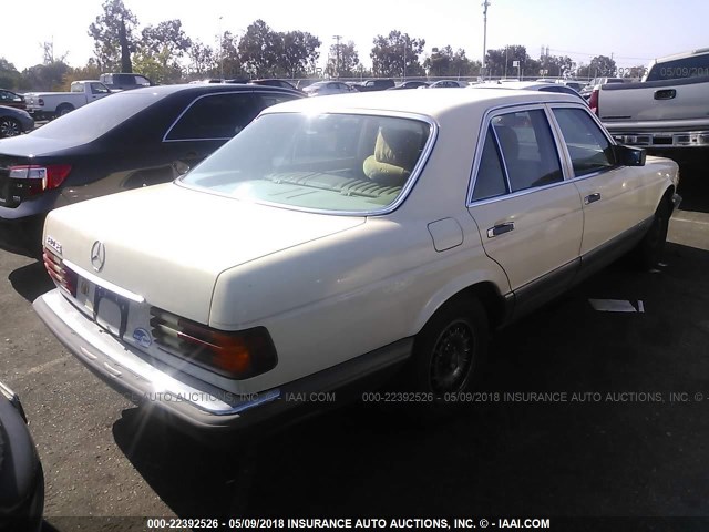 WDBCA32A2EA069550 - 1984 MERCEDES-BENZ 380 SE BEIGE photo 4