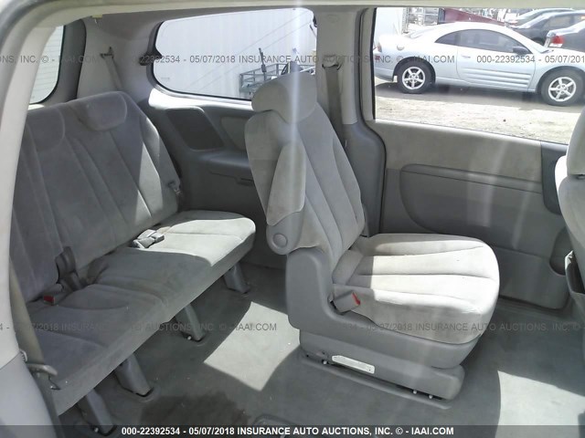 KNDMB233X66090664 - 2006 KIA SEDONA EX/LX SILVER photo 8