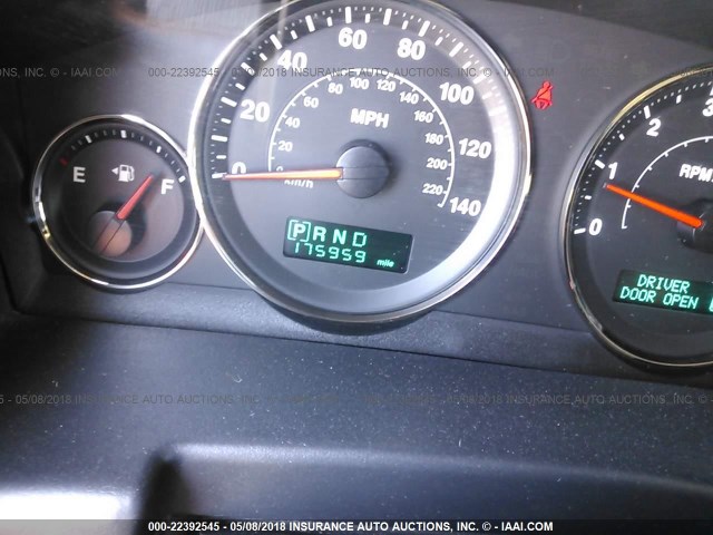 1J8HH48K96C130030 - 2006 JEEP COMMANDER ვერცხლისფერი ფოტო 7