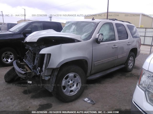 1GNFK23019R285173 - 2009 CHEVROLET TAHOE K1500 LT SILVER photo 2