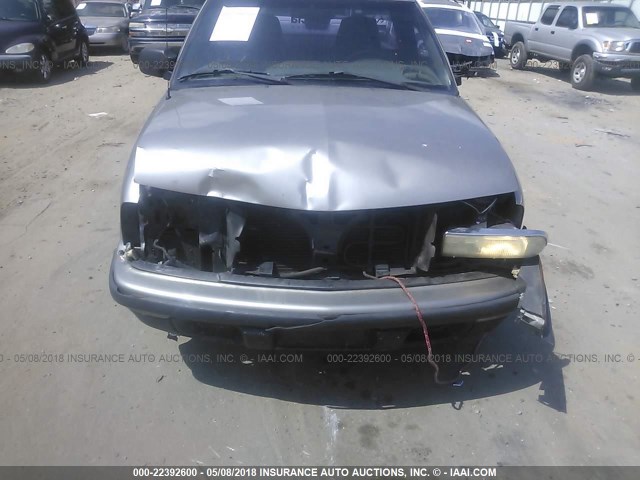 1GCCS1440Y8178658 - 2000 CHEVROLET S TRUCK S10 SILVER photo 6