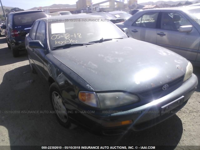 JT2BF12K7T0165469 - 1996 TOYOTA CAMRY LE/XLE/SE GREEN photo 1