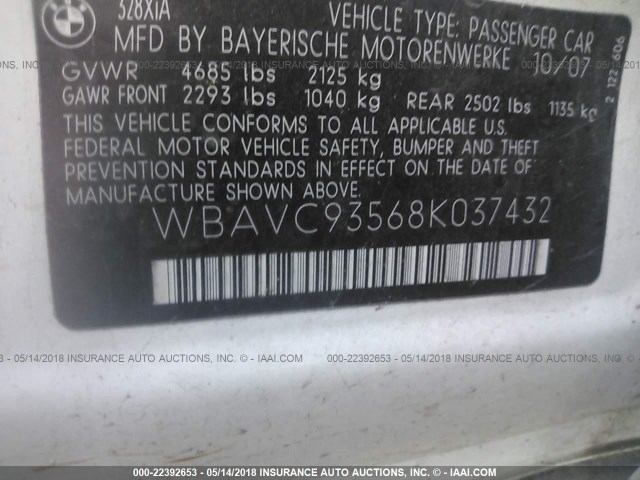 WBAVC93568K037432 - 2008 BMW 328 XI WHITE photo 9