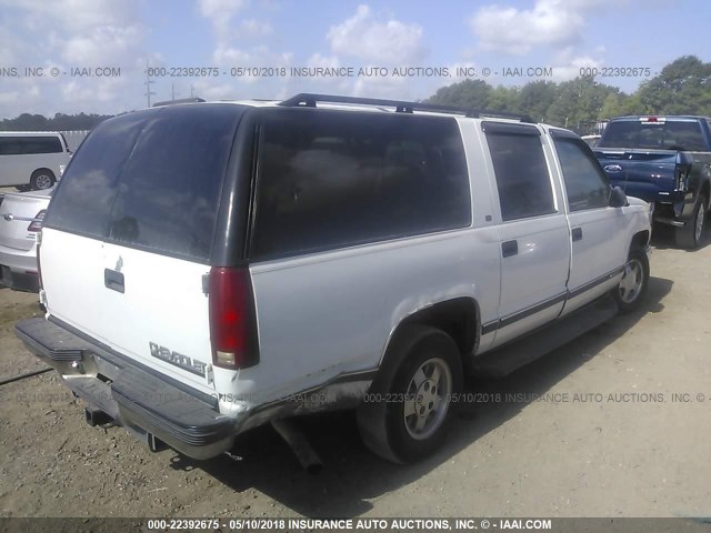 3GNEC16R3XG119909 - 1999 CHEVROLET SUBURBAN C1500 WHITE photo 4