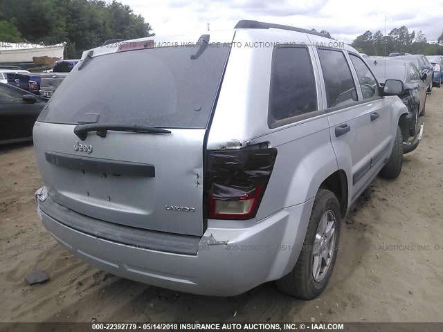 1J4GS48K25C564352 - 2005 JEEP GRAND CHEROKEE LAREDO/COLUMBIA/FREEDOM 银色 照片 4