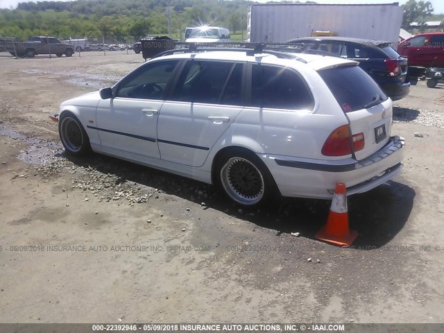 WBAAW33471ET40685 - 2001 BMW 325 IT WHITE photo 3