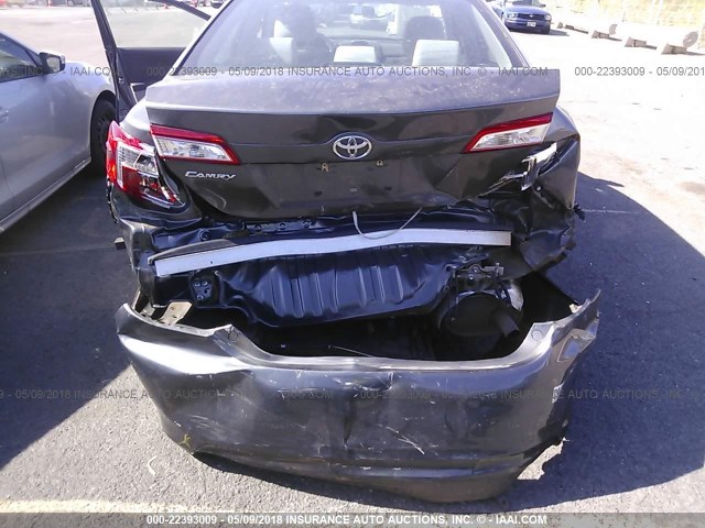 4T1BF1FKXEU812875 - 2014 TOYOTA CAMRY L/SE/LE/XLE 灰色 照片 6