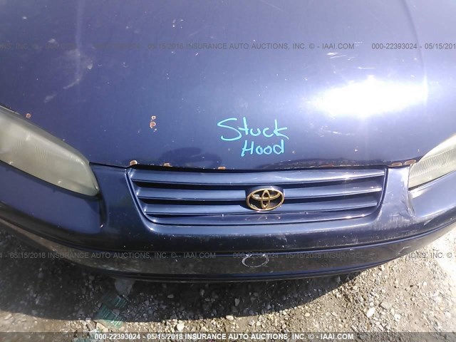 4T1BG22K1XU526621 - 1999 TOYOTA CAMRY CE/LE/XLE 蓝色 照片 10