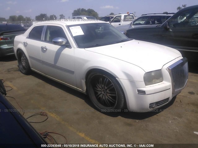 2C3KA53G58H187694 - 2008 CHRYSLER 300 TOURING WHITE photo 1