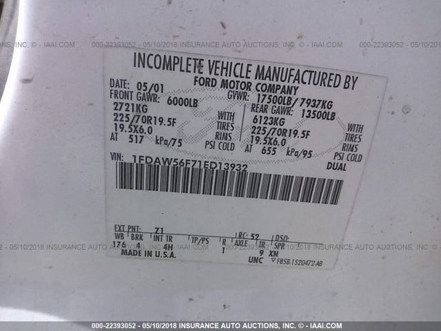 1FDAW56F71ED13932 - 2001 FORD F550 SUPER DUTY WHITE photo 10