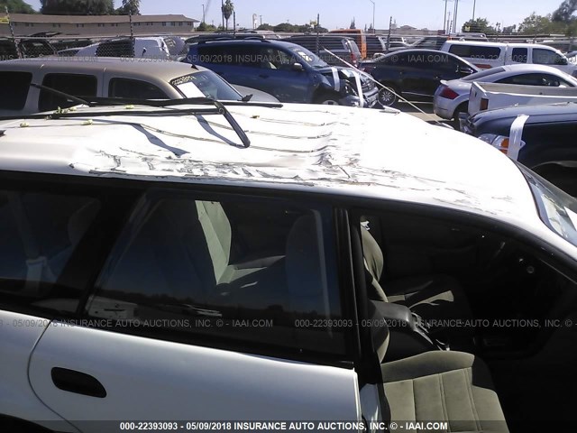 4S3BH665317630787 - 2001 SUBARU LEGACY OUTBACK WHITE photo 6