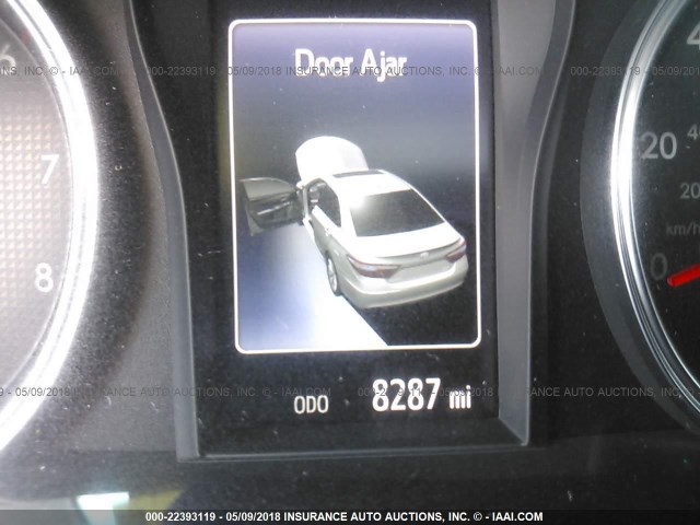 4T1BF1FK8HU326585 - 2017 TOYOTA CAMRY LE/XLE/SE/XSE SILVER photo 7