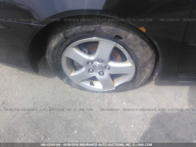 4T1BE32K43U146257 - 2003 TOYOTA CAMRY LE/XLE/SE BLACK photo 6