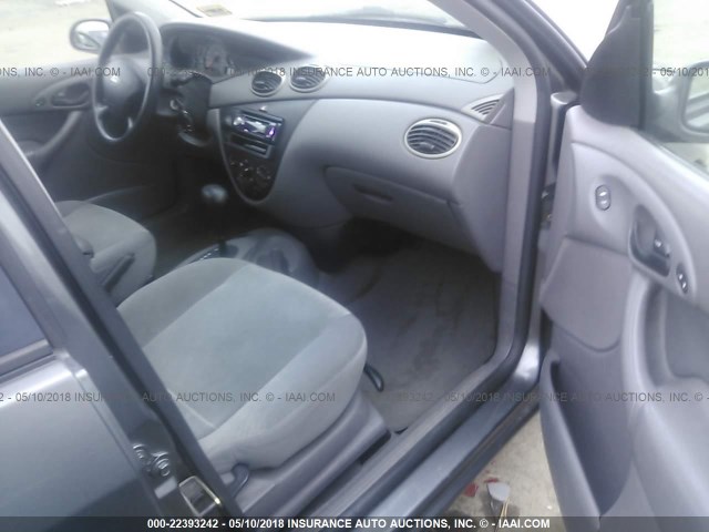 1FAFP36392W293184 - 2002 FORD FOCUS SE/SE COMFORT/ZTW/SE SPRT GRAY photo 5