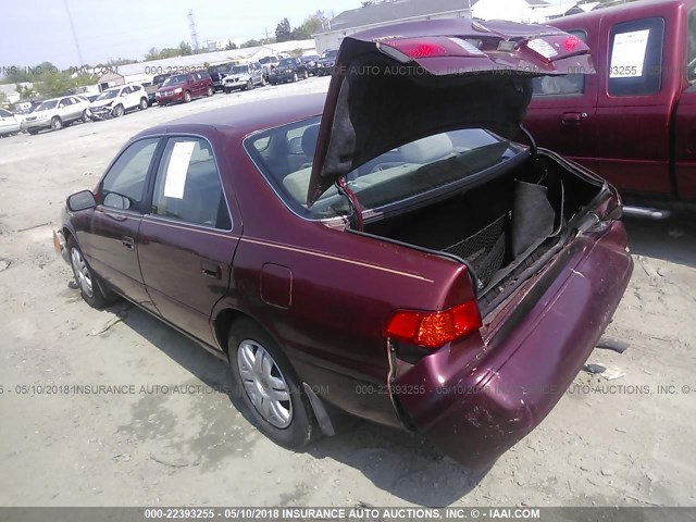 4T1BG28K6YU673557 - 2000 TOYOTA CAMRY CE/LE/XLE მუქწითელი ფოტო 3