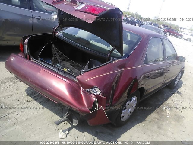 4T1BG28K6YU673557 - 2000 TOYOTA CAMRY CE/LE/XLE მუქწითელი ფოტო 4