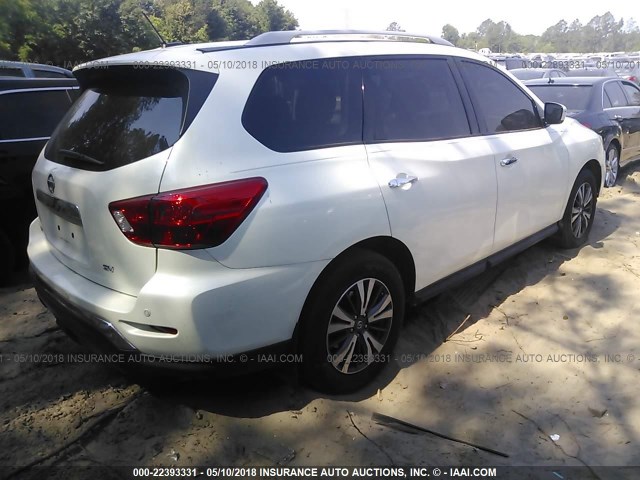 5N1DR2MN3HC666879 - 2017 NISSAN PATHFINDER S/SV/SL/PLATINUM WHITE photo 4