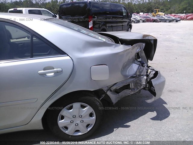 JTDBE30KX30195851 - 2003 TOYOTA CAMRY LE/XLE 银色 照片 6