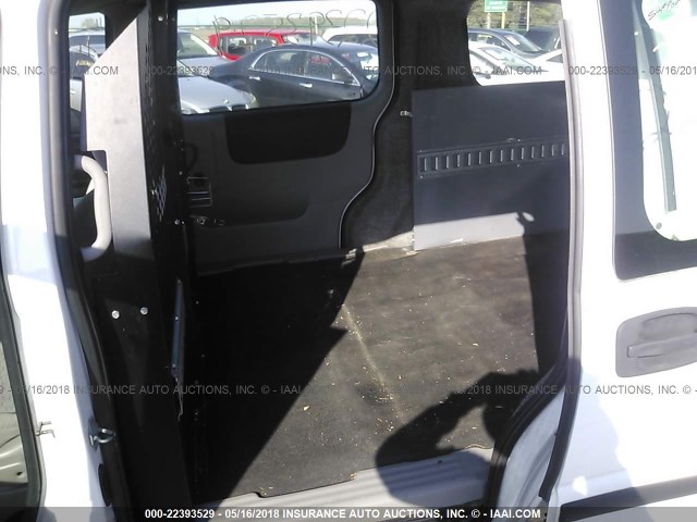 1GBDV13157D147435 - 2007 CHEVROLET UPLANDER INCOMPLETE 白色 照片 8