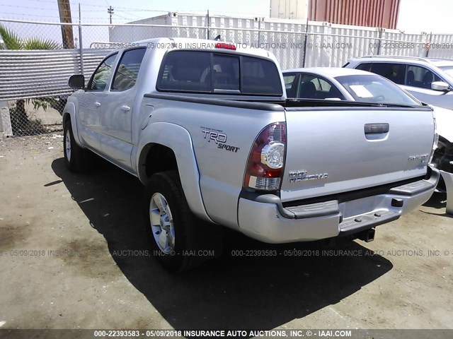 3TMJU4GN4DM145160 - 2013 TOYOTA TACOMA DOUBLE CAB PRERUNNER SILVER photo 3