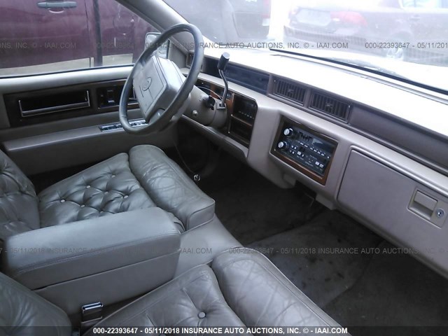 1G6CB5333L4265117 - 1990 CADILLAC FLEETWOOD TAN photo 5