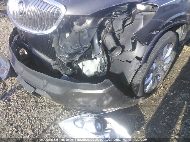 5GAKRCEDXBJ116820 - 2011 BUICK ENCLAVE CXL Marron photo 6