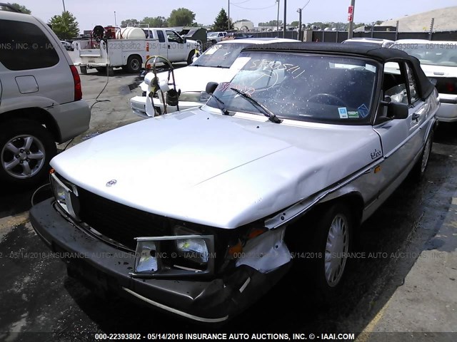 YS3AD76L1G7026071 - 1986 SAAB 900 SILVER photo 2