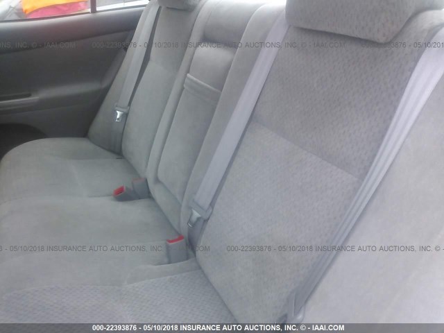 4T1BE32K22U632340 - 2002 TOYOTA CAMRY LE/XLE/SE ვერცხლისფერი ფოტო 8