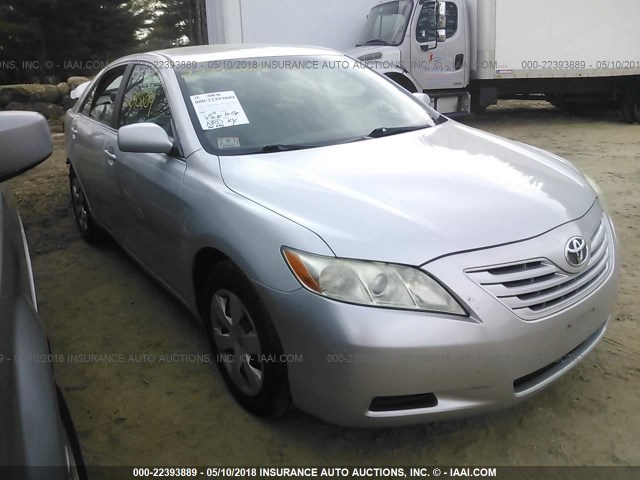 4T1BE46K39U884799 - 2009 TOYOTA CAMRY SE/LE/XLE SILVER photo 1