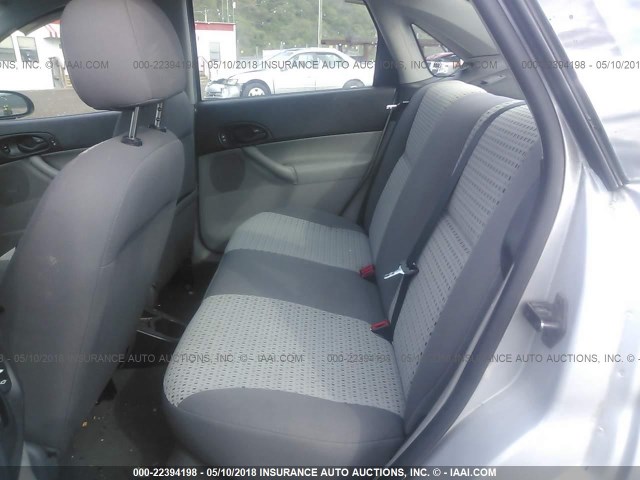 1FAFP34N07W344647 - 2007 FORD FOCUS ZX4/S/SE/SES 银色 照片 8