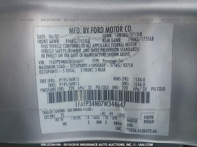 1FAFP34N07W344647 - 2007 FORD FOCUS ZX4/S/SE/SES SILVER photo 9