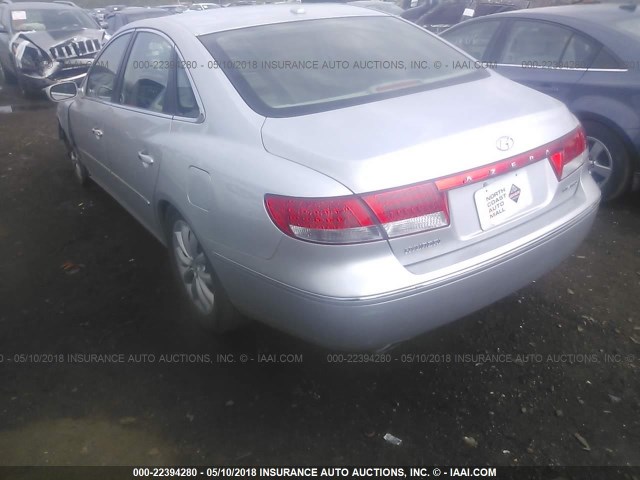 KMHFC46F78A282577 - 2008 HYUNDAI AZERA SE/LIMITED SILVER photo 3