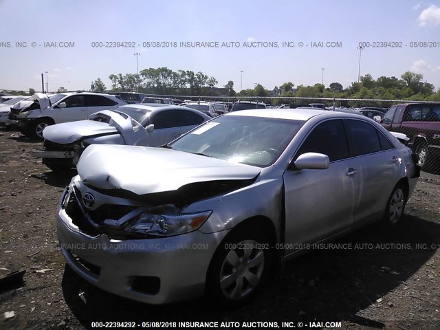4T1BF3EK8AU107578 - 2010 TOYOTA CAMRY SE/LE/XLE 银色 照片 2