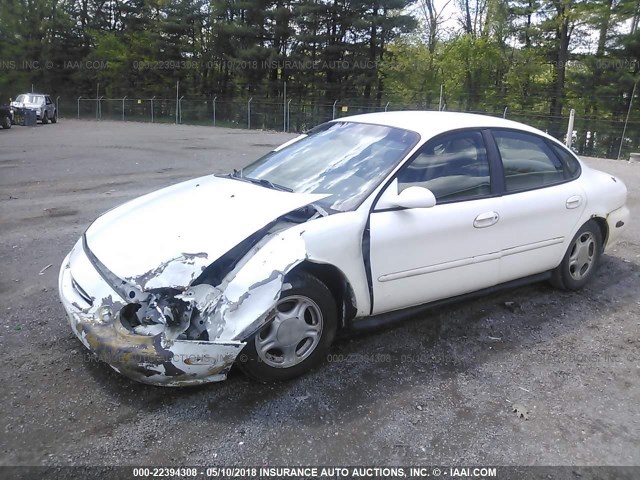 1FAFP52U7WA266787 - 1998 FORD TAURUS LX/SE WHITE photo 2