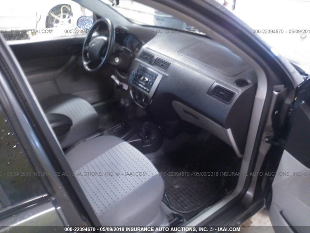 1FAHP34N27W174056 - 2007 FORD FOCUS ZX4/S/SE/SES 灰色 照片 5