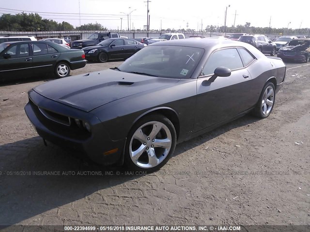 2C3CDYAGXEH123579 - 2014 DODGE CHALLENGER SXT GRAY photo 2