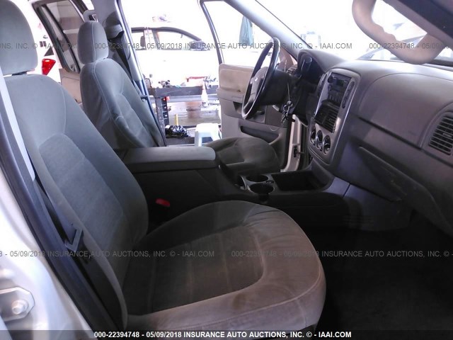 1FMZU73EX5ZA36417 - 2005 FORD EXPLORER XLT/XLT SPORT/NBX 白色 照片 5